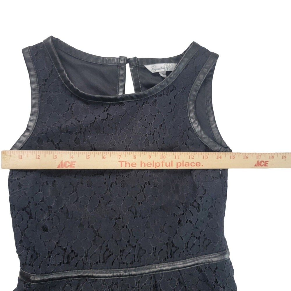 Speechless Black Lace Sleeveless Mini Dress Sz 5 keyhole back faux leather trim - Picture 12 of 16
